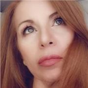 Docente di letteratura e storia impartisce lezioni per i tre ordini di scuola